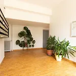 Pleine Apartment *